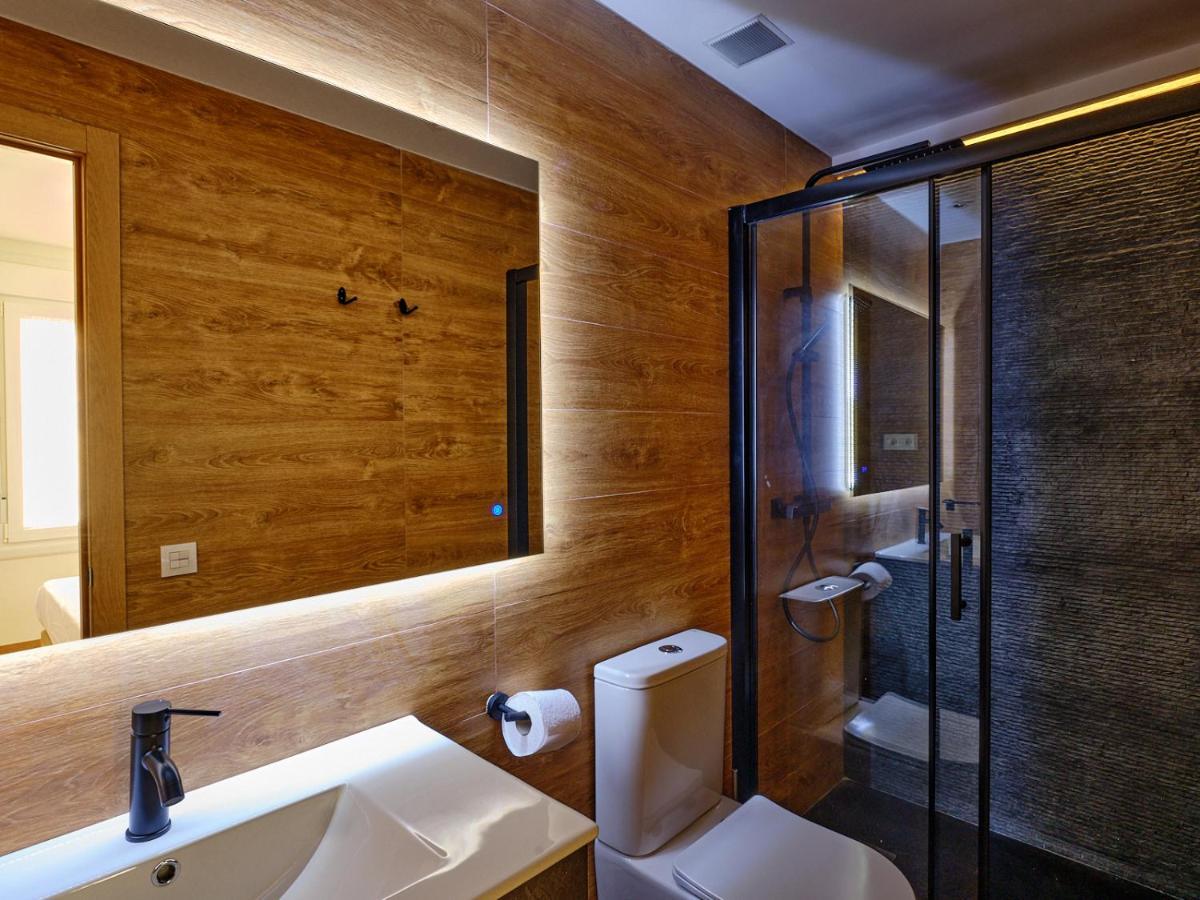 Leo Home- Bright & Centric 3 Bedrooms Apartment With Private Parking Included Malaga Zewnętrze zdjęcie