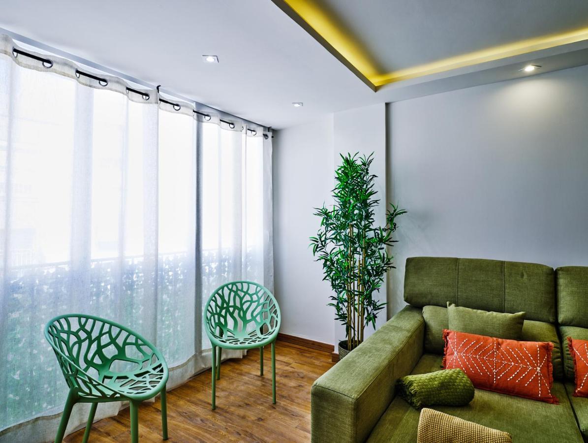Leo Home- Bright & Centric 3 Bedrooms Apartment With Private Parking Included Malaga Zewnętrze zdjęcie