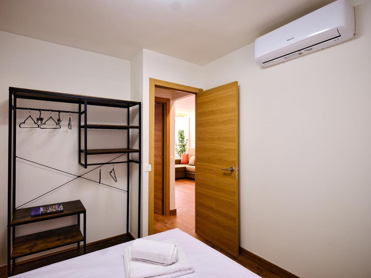 Leo Home- Bright & Centric 3 Bedrooms Apartment With Private Parking Included Malaga Zewnętrze zdjęcie