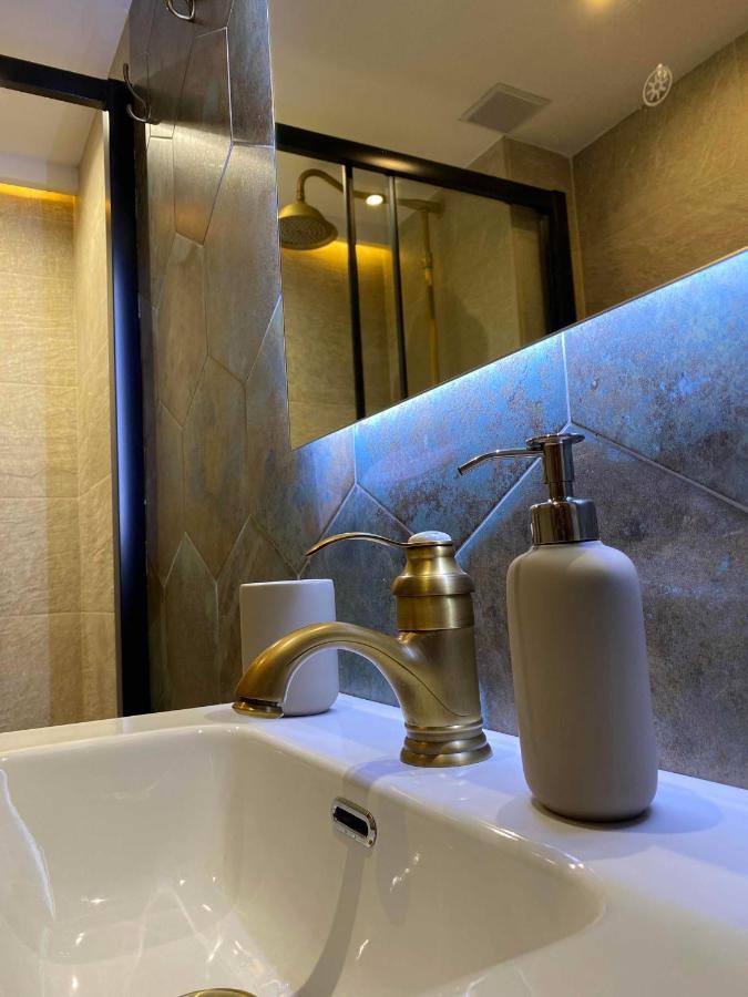 Leo Home- Bright & Centric 3 Bedrooms Apartment With Private Parking Included Malaga Zewnętrze zdjęcie